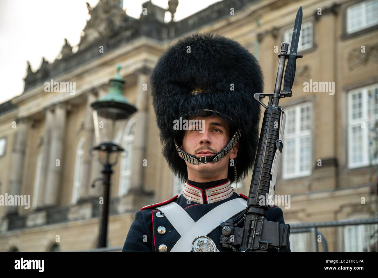 Una Royal Life Guard alla monarchia danese a Copenaghen in Danimarca Foto Stock