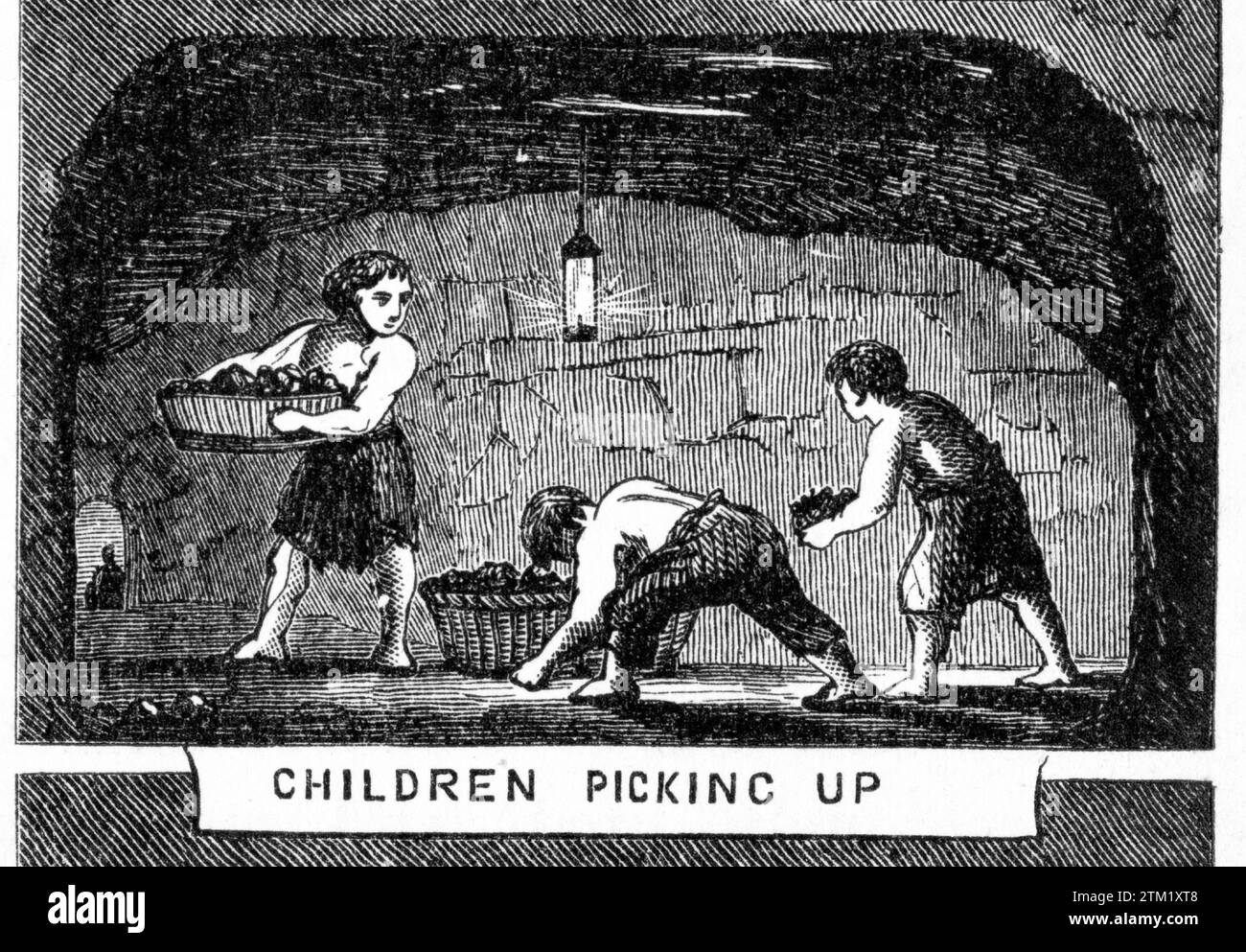 Incisione di bambini che raccolgono avanzi in una miniera di carbone, dal mondo sotterraneo, circa 1878 Foto Stock