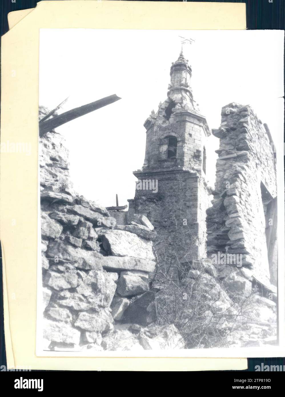 12/31/1929. Stato attuale della chiesa di Villareal, città martire dell'ultima guerra, dove fu scritta una delle pagine più gloriose. Crediti: Album / Archivo ABC / Indalecio Ojanguren Foto Stock