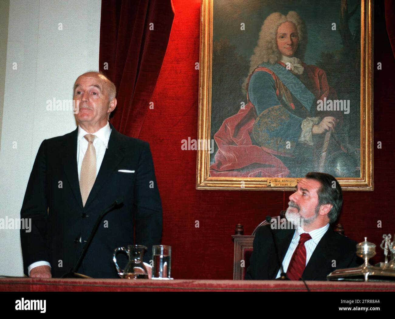 Madrid. 17.1,2001...Sindaco Oreja...Conferenza presso l'Accademia di storia...foto Javier Prieto...ArcDC. ArchDC. Crediti: Album / Archivo ABC / Javier Prieto Foto Stock