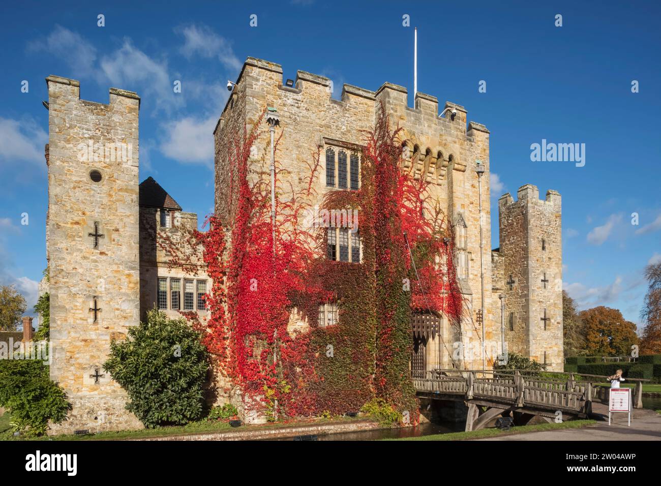 Inghilterra, Kent, Edenbridge, Hever, Hever Castle in autunno Foto Stock