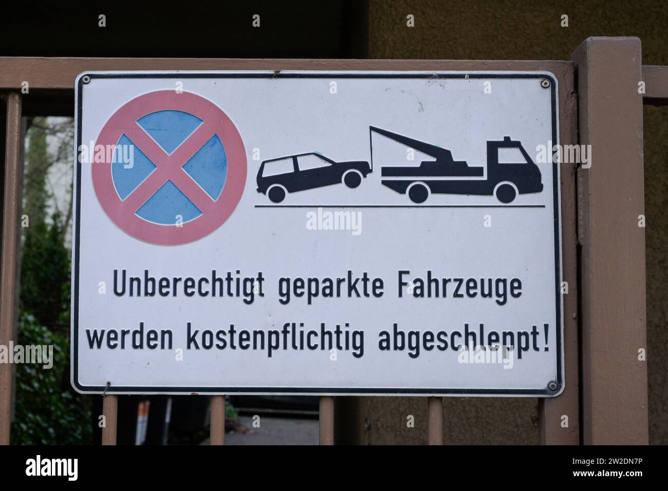 Einfahrt Ausfahrt freihalten, Verbotsschild, Deutschland Foto Stock