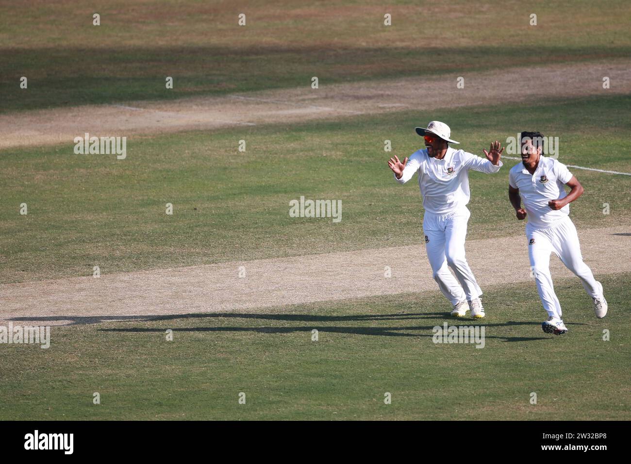 Taijul Islam, lanciatore della spina dorsale bengalese, celebra il primo test Day Four in Bangladesh-nuova Zelanda al Sylhet International Cricket Stadium, Lakkatura, Foto Stock