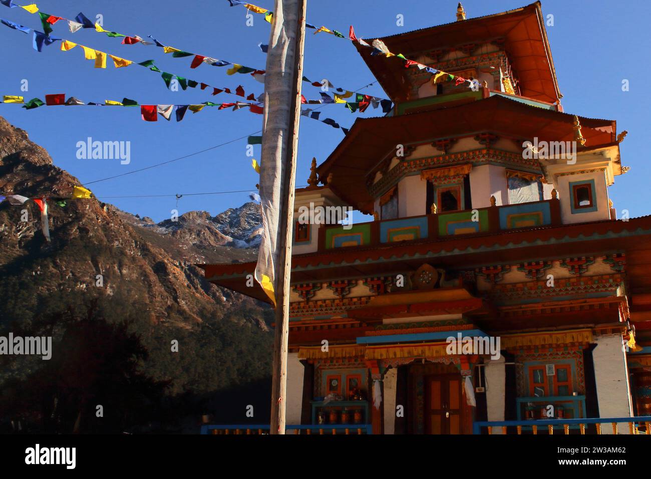 taktsang gompa, famoso luogo religioso e tempio buddista vicino al villaggio di zemithang nel distretto di tawang di arunachal pradesh, india nord-orientale Foto Stock