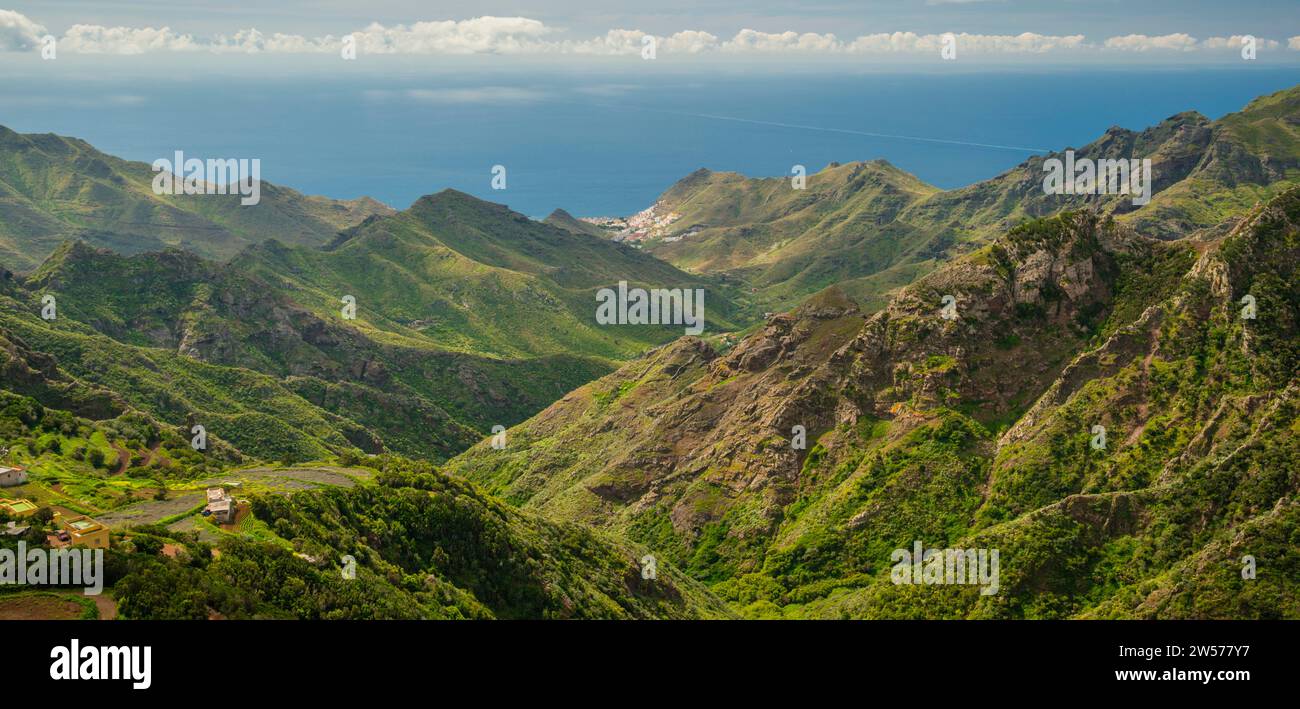 Panorama da Mirador Pico del Ingles, Las, macizo de anaga (Montanas de Anaga), Tenerife, Isole Canarie, Spagna Foto Stock