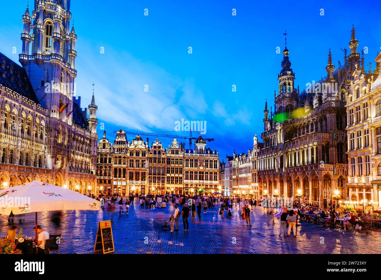 La Grand-Place o Grote Markt è la piazza centrale di Bruxelles, capitale di Bruxelles, Belgio, Europa Foto Stock