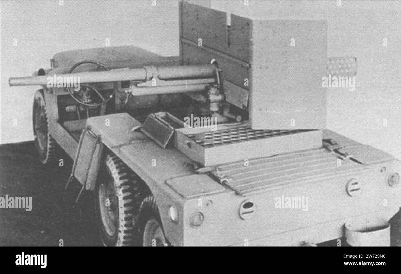 Willys 6x6 "Super-Jeep" 37 mm T14 carrello motore per pistola n. 1, posteriore sinistro. Foto Stock