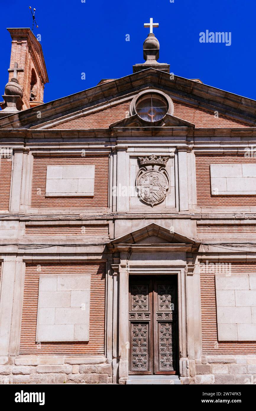 La chiesa del Convento di Las Descalzas Reales - Monasterio de las Descalzas Reales, è un monastero reale situato a Madrid, ex palazzo. Madrid, Co Foto Stock