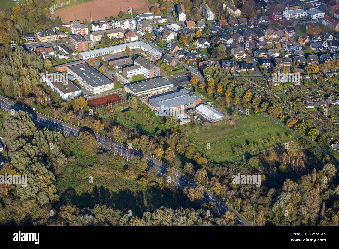 Veduta aerea della Berufsförderungswerk der Bauindustrie NRW gGmbH, Bockum-Hövel, Hamm, regione della Ruhr, Renania settentrionale-Vestfalia, Germania, attaccamento, Archit Foto Stock