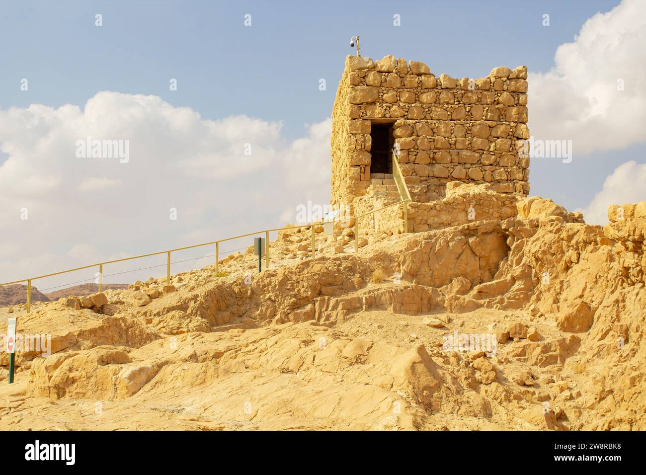 Novembre 2022, antiche rovine a Massada, costruite da Erode il grande, e l'antico sito della rivolta ebraica contro l'occupazione romana di iIsrael Foto Stock