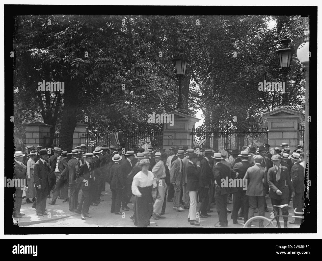 Donna suffragio riot al White House GATE Foto Stock