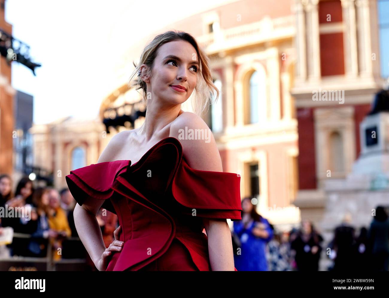 PA REVIEW OF THE YEAR 2023 file Photo datato 02/04/23 - Jodie Comer partecipa agli Olivier Awards alla Royal Albert Hall di Londra. Data di emissione: Giovedì 21 dicembre 2023. Foto Stock