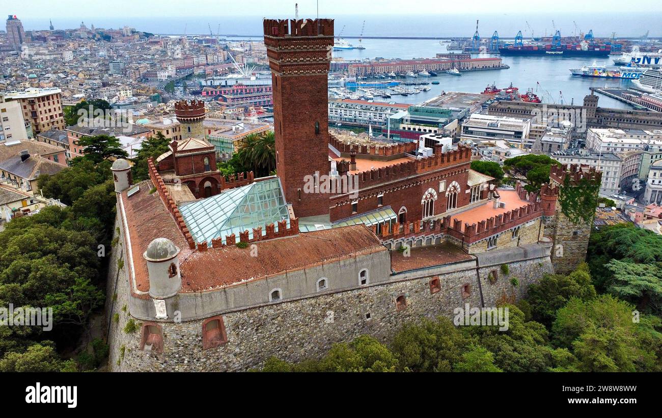 Foto drone Castello Albertis Genova Italia Europa Foto Stock