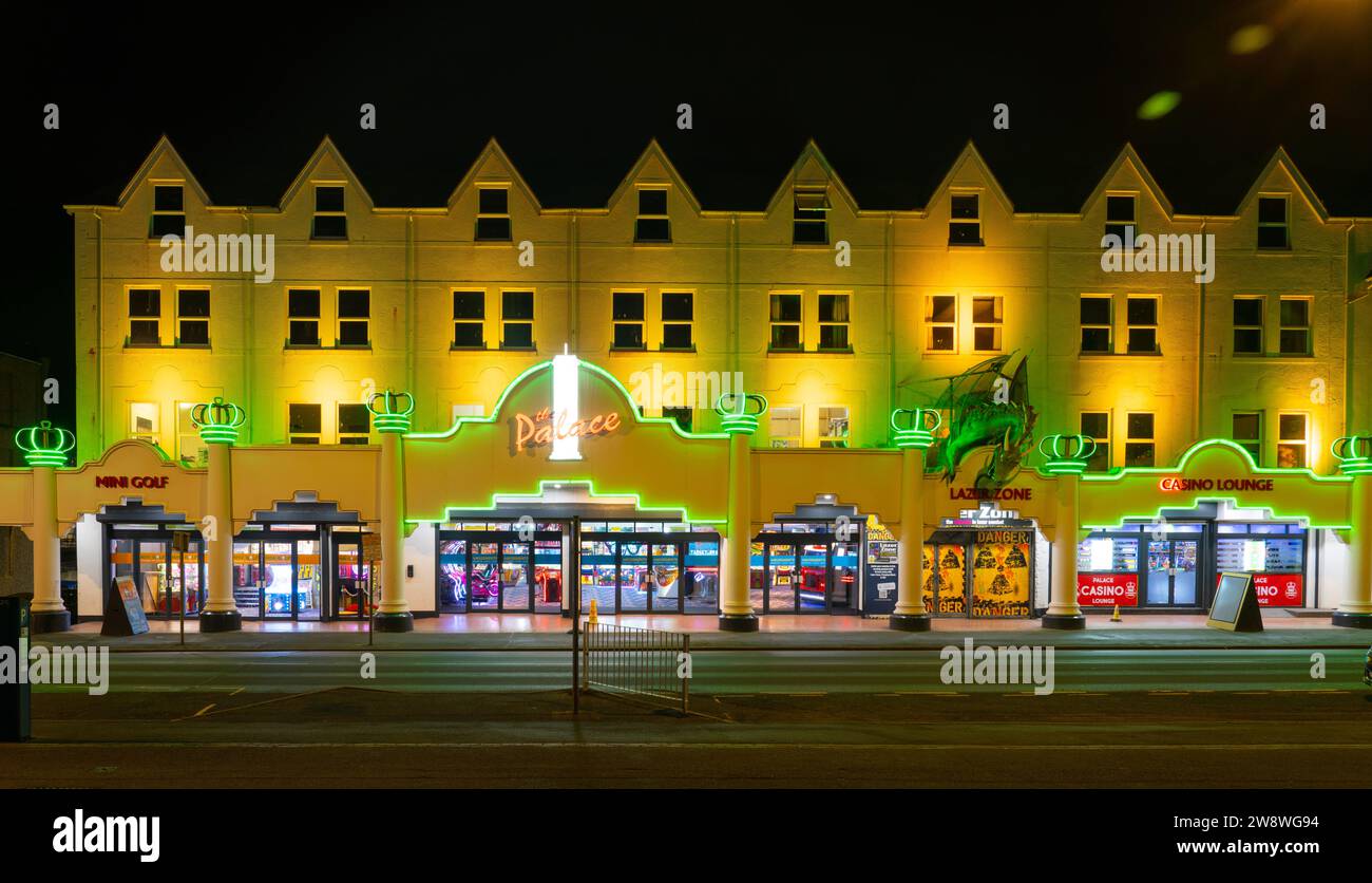 Palace Entertainment Centre, West Parade (la passeggiata), Rhyl, Galles del Nord. Nella foto nel dicembre 2023. Foto Stock