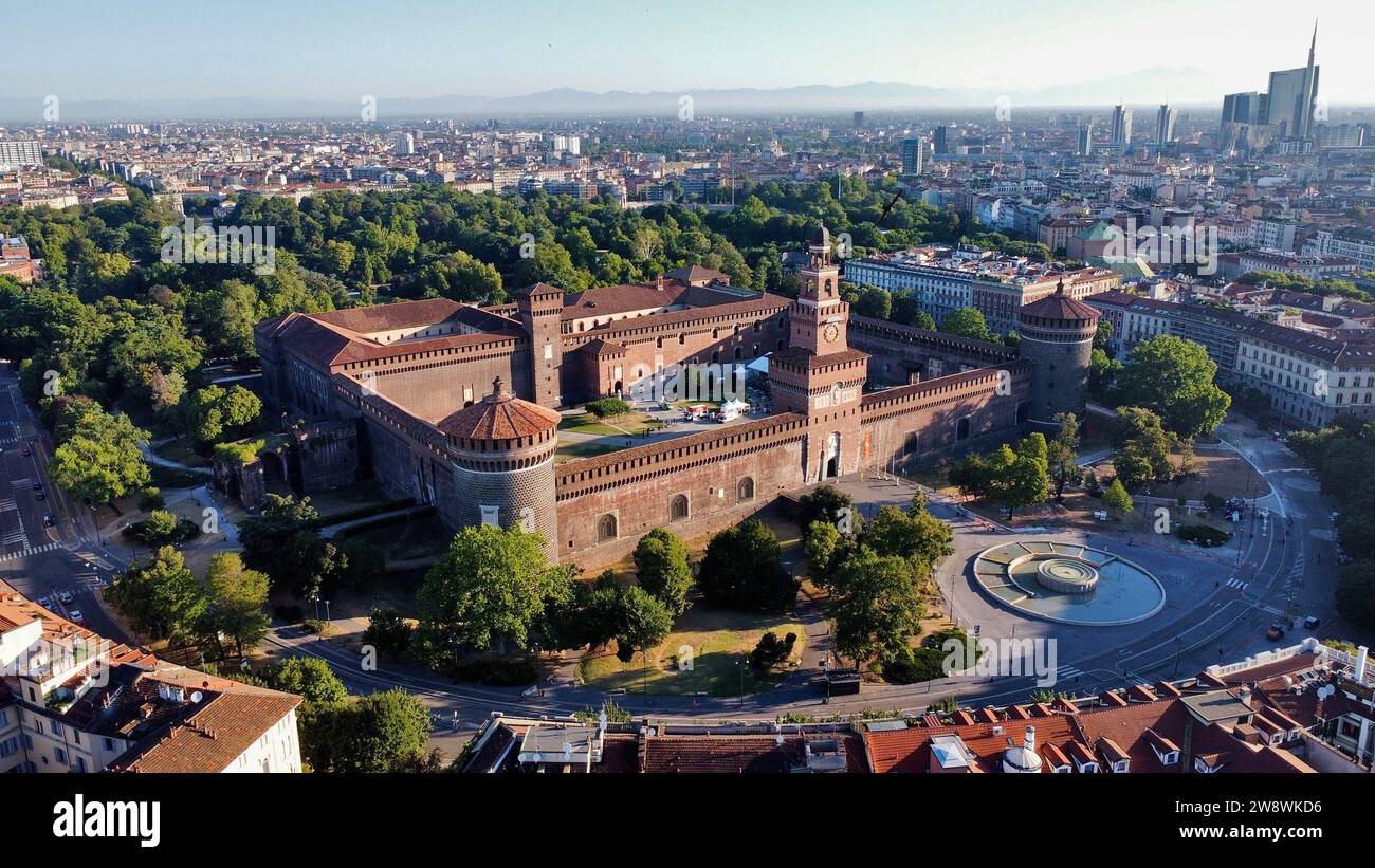 Foto drone Castello Sforzesco Milano Italia Europa Foto Stock