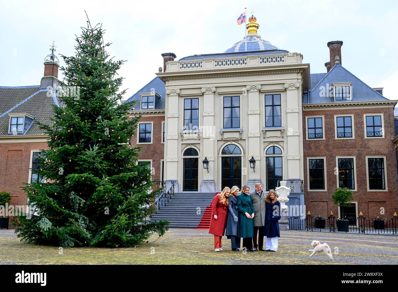 DEN HAAG, 22-12-2023, Paleis Huis ten Bosh Najaarfotosessie 2023 bij