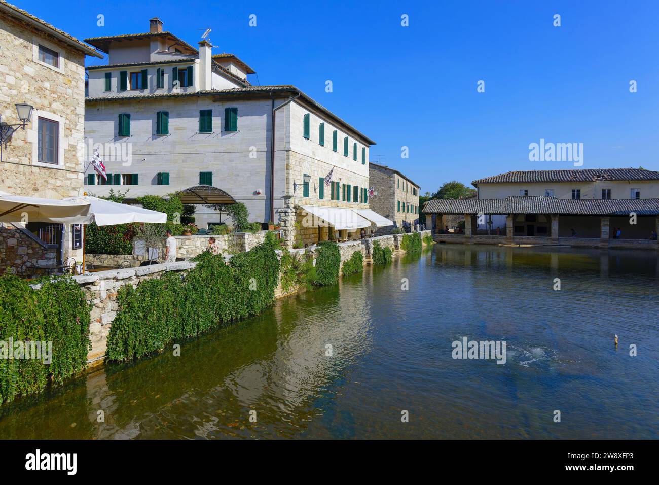 L' antico borgo di Bagno Vignoni, Val d'Orcia, Toscana, Italia Foto Stock