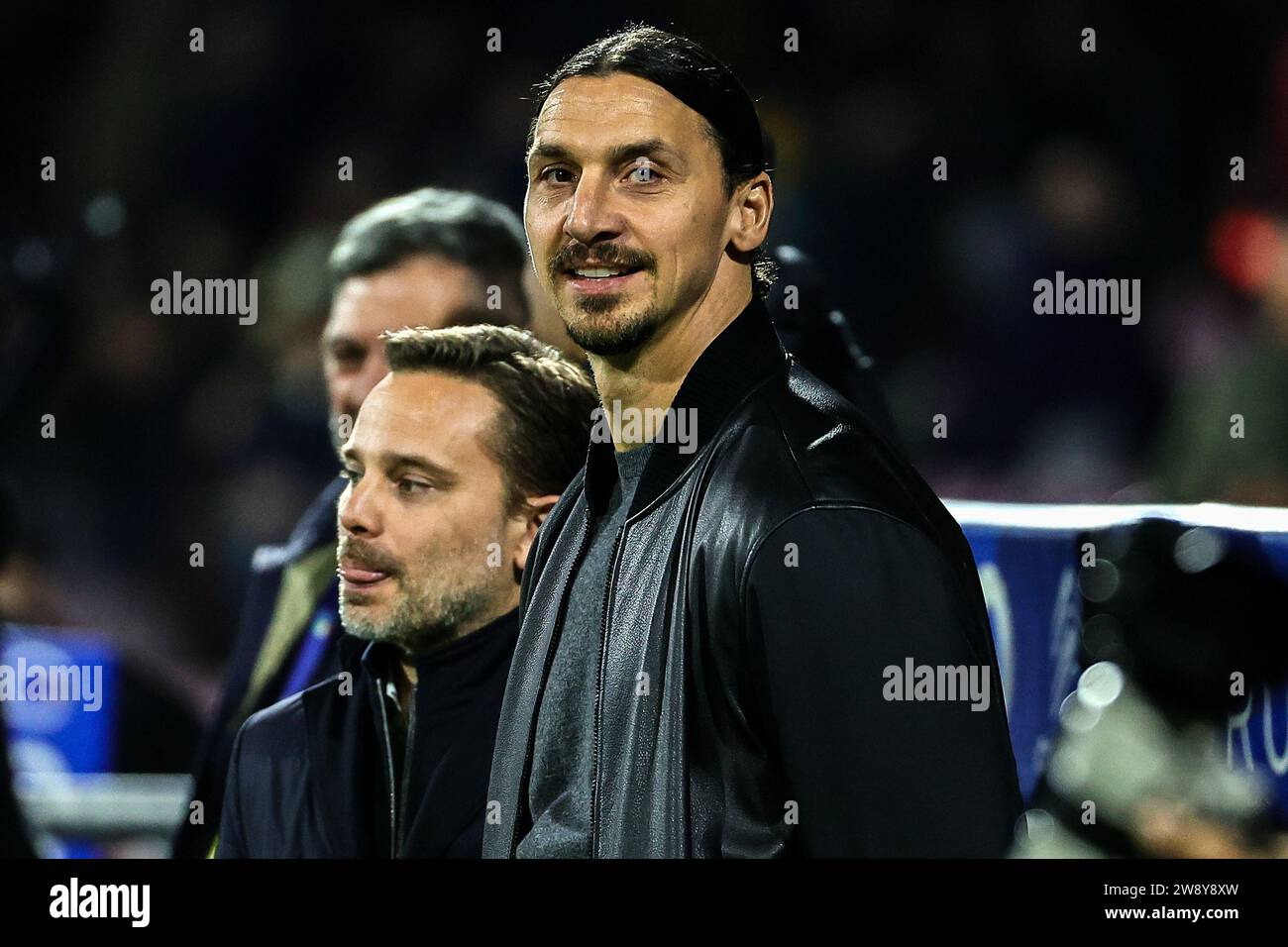 Salerno, Italia. 22 dicembre 2023. Lo sguardo di Zlatan Ibrahimovic durante la partita di serie A tra US Salernitana e AC Milan allo stadio Arechi di Salerno (Italia), 22 dicembre 2023. Crediti: Insidefoto di andrea staccioli/Alamy Live News Foto Stock