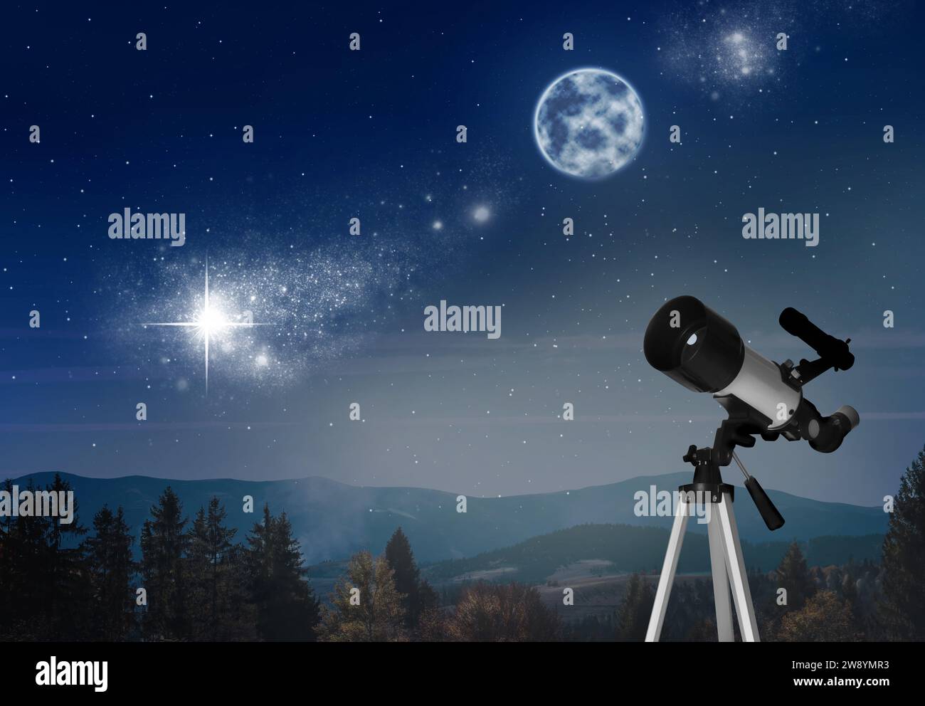 Astronomia. Ammira il bellissimo cielo stellato con la luna piena attraverso il telescopio di notte Foto Stock