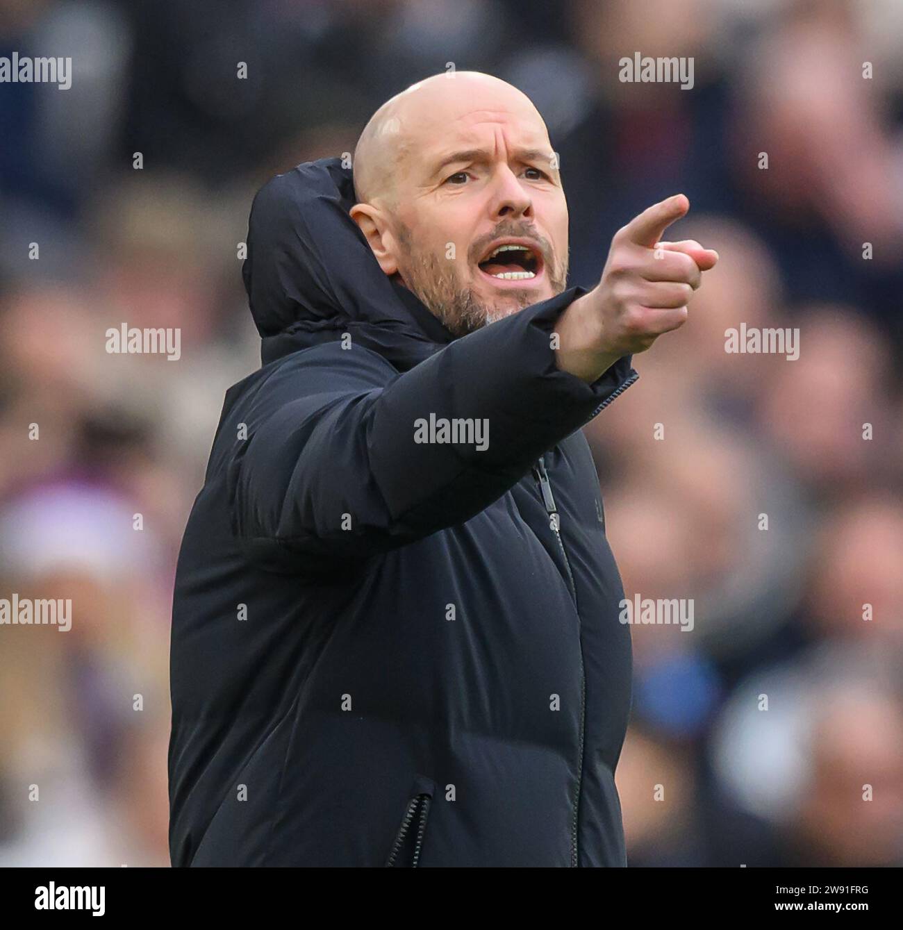 Londra, Regno Unito. 23 dic 2023 - West Ham United contro Manchester United - Premier League - London Stadium. Erik Ten Hag, manager del Mancheter United. Credito immagine: Mark Pain / Alamy Live News Foto Stock