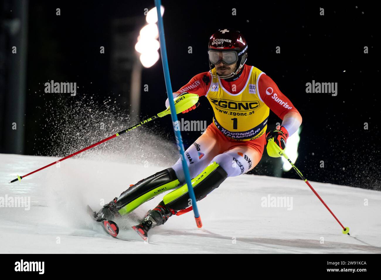 Madonna di Campiglio, Trento, 22 dicembre 2023: MEILLARD Loic (sui) gareggia nella Audi Fis Alpine Ski World Cup 2023-24 Men's Slalom Race sulla 3Tre Slope Credit: MAURO DALLA POZZA/Alamy Live News Foto Stock