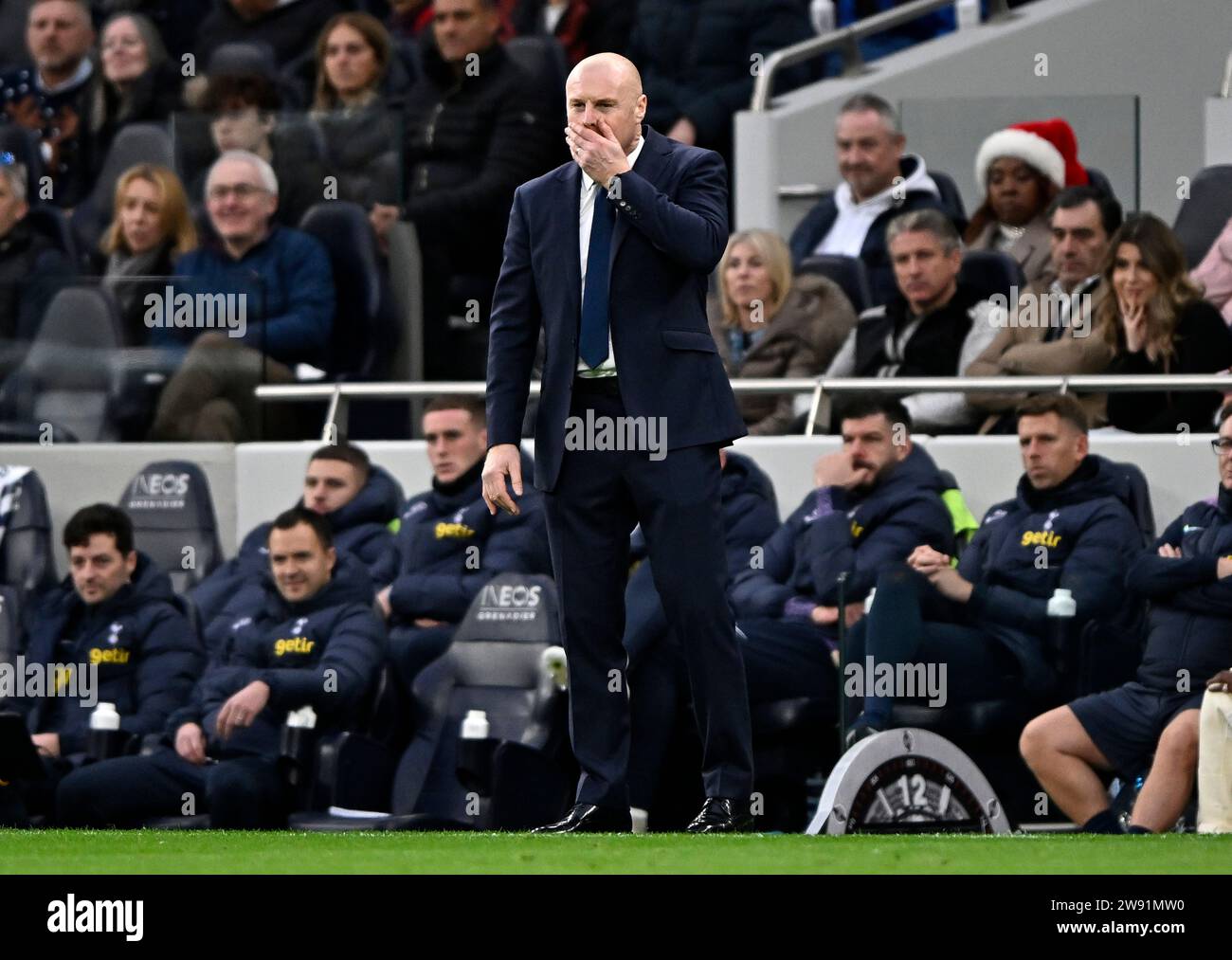 Londra, Regno Unito. 23 dicembre 2023. Sean Dyche (manager dell'Everton) durante la partita di Tottenham V Everton Premier League al Tottenham Hotspur Stadium. Crediti: MARTIN DALTON/Alamy Live News Foto Stock