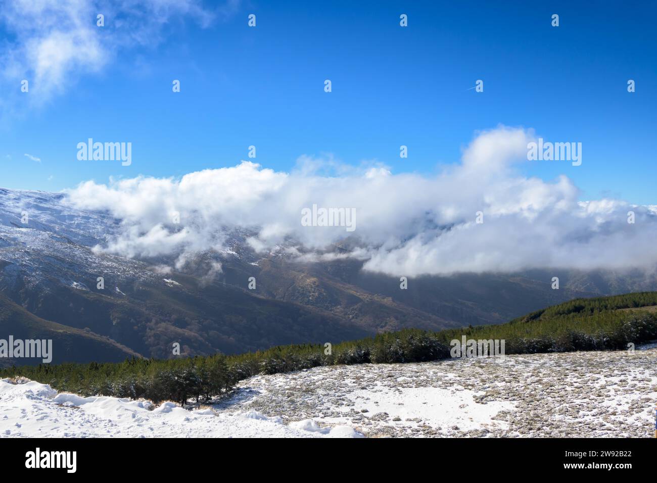 Piste di sci di Pradollano stazione sciistica della Sierra Nevada in Spagna Foto Stock