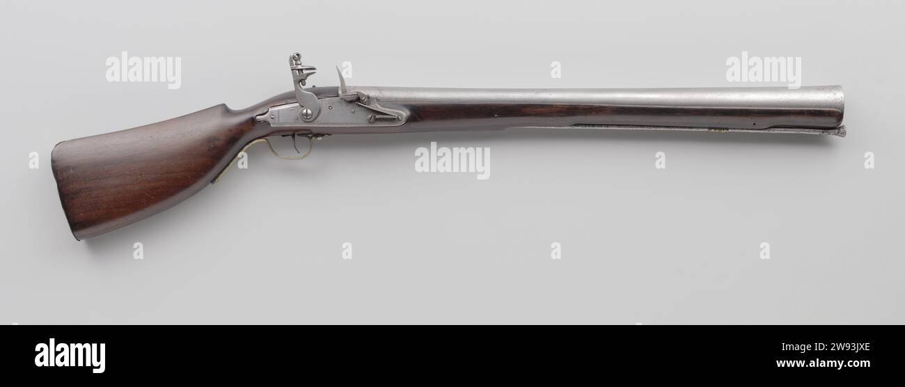 Flint Donderbus, Anonymous, 1655 - 1660 arma Flintlock il loop ha una sezione trasversale rotonda e diventa più largo alla bocca; in cima c'è l'arma di Amsterdam. Il matraccio è contrassegnato con un 5. La pastella in ottone è costituita, tra l'altro, dalla staffa del trattore dimenticata nella parte anteriore con tracce di doratura. Ottone Amsterdam (lega). doratura (materiale) percussione (lavorazione dei metalli) / doratura Foto Stock