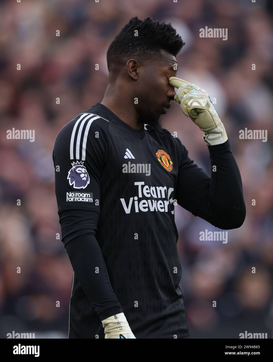 Londra, Regno Unito. 23 dicembre 2023. Andre Onana (MU) al West Ham United contro Manchester United EPL match, al London Stadium, Londra, Regno Unito il 23 dicembre 2023. Credito: Paul Marriott/Alamy Live News Foto Stock