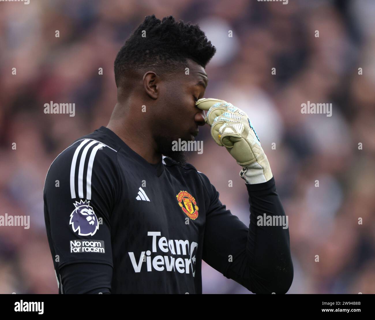 Londra, Regno Unito. 23 dicembre 2023. Andre Onana (MU) al West Ham United contro Manchester United EPL match, al London Stadium, Londra, Regno Unito il 23 dicembre 2023. Credito: Paul Marriott/Alamy Live News Foto Stock