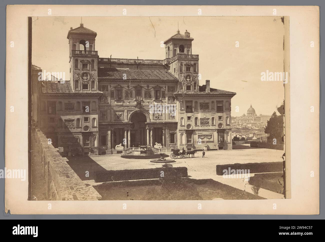 Veduta della Villa Medici a Roma, 1875 - 1900 ca. Fotografia Roma supporto fotografico facciata stampa albume (di casa o di edificio). villa Medici Foto Stock