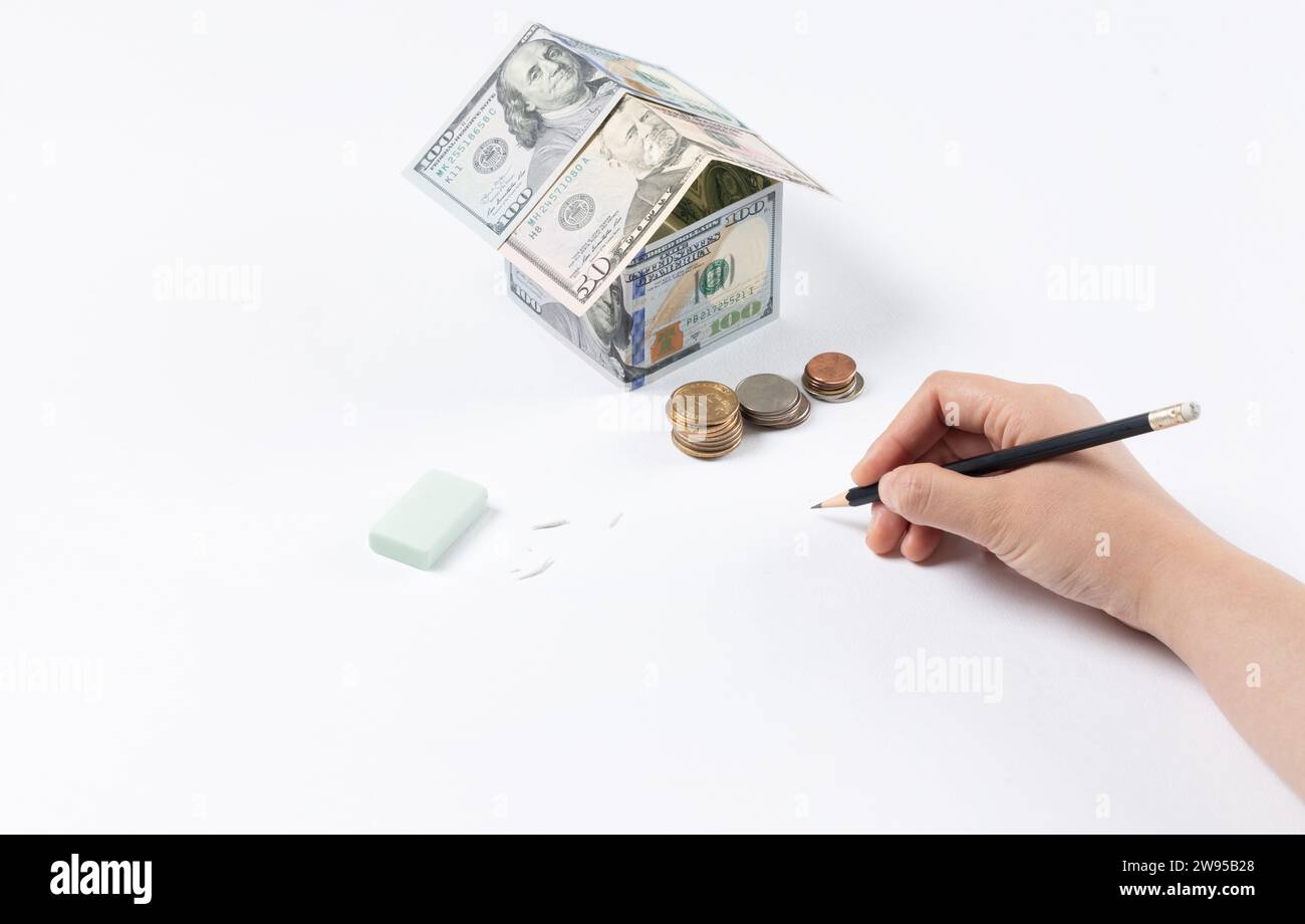casa fatta di dollari, sfondo bianco, disegno a mano, mock-up Foto Stock