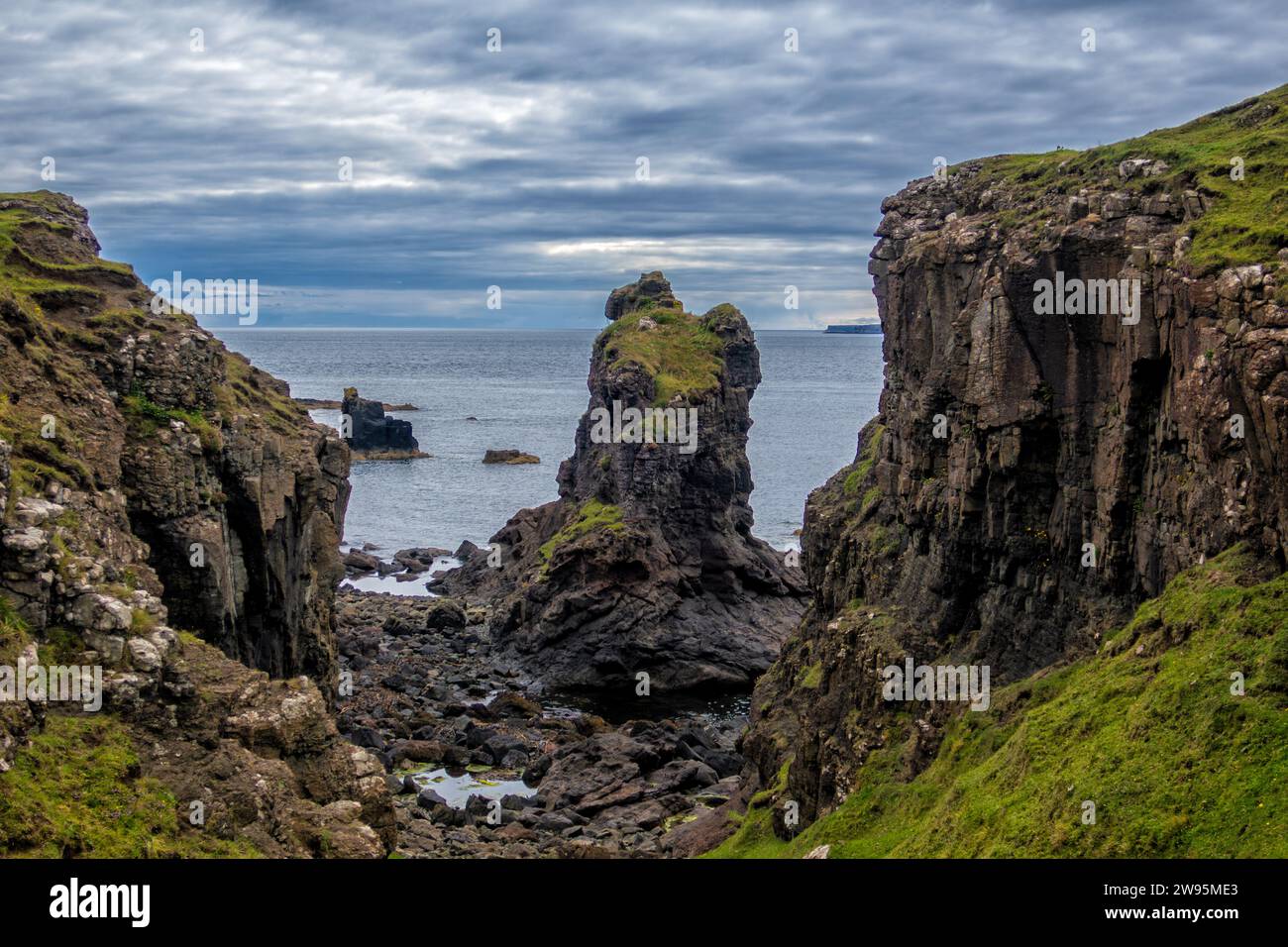 Costa sulla penisola di Treshnish, Isola di Mull, Ebridi interne, Scozia, Regno Unito Foto Stock