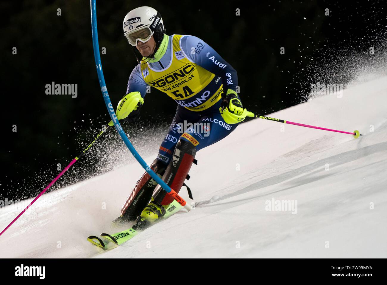 Madonna di Campiglio, Trento, 22 dicembre 2023: BARBERA Corrado (Ita) gareggia nella Coppa del mondo di Sci Alpino Audi Fis 2023-24 Slalom maschile Foto Stock