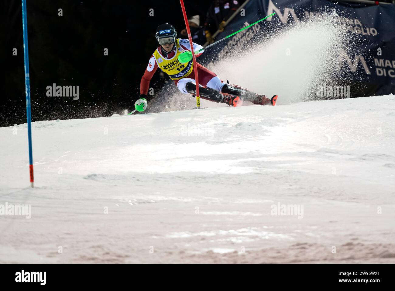 Madonna di Campiglio, Trento, 22 dicembre 2023: GSTREIN Fabio (Aut) gareggia nella Coppa del mondo di Sci Alpino Audi Fis 2023-24 Slalom Ra Foto Stock