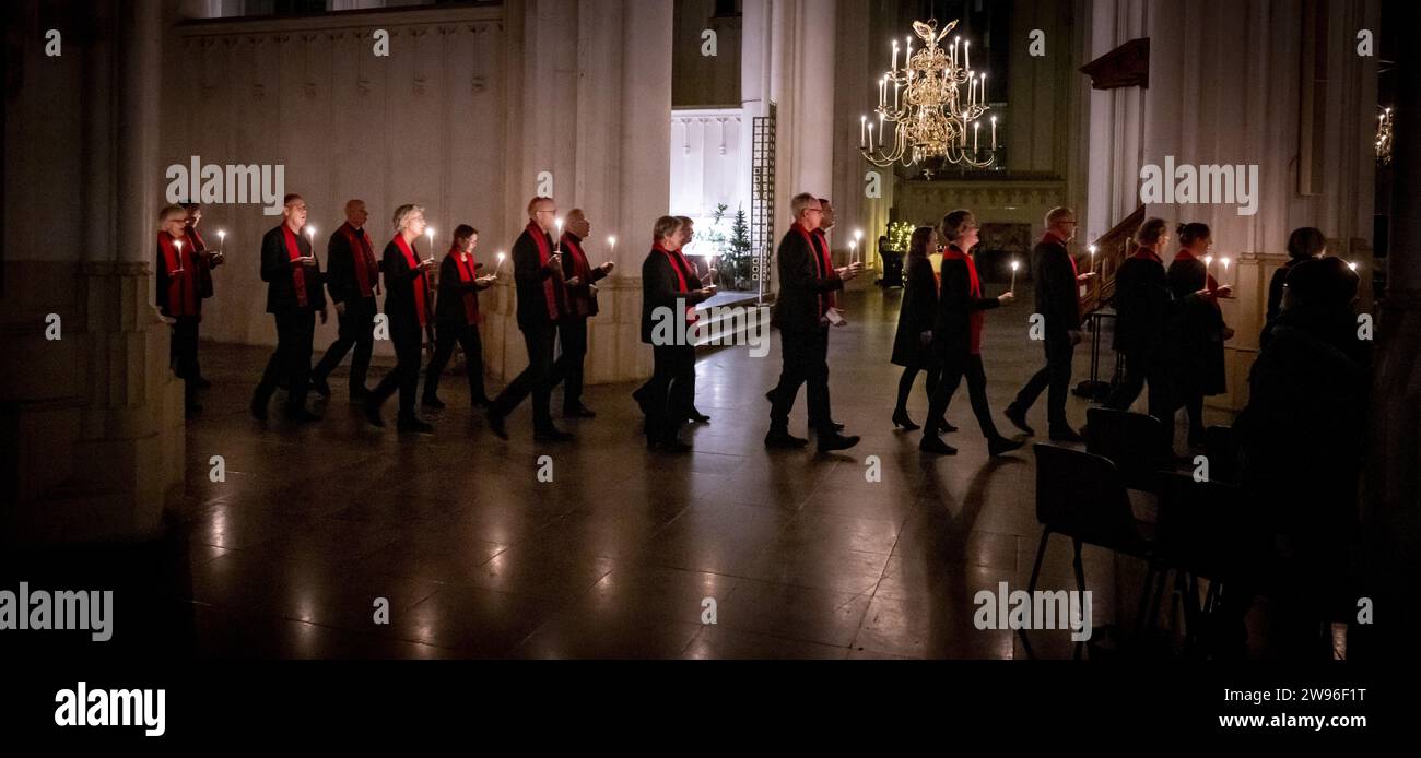 Servizio della notte di natale immagini e fotografie stock ad alta