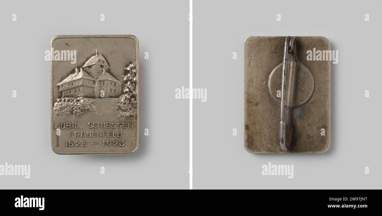 Concorso di tiro giubilare a Frauenfeld 1882, Huguenin, 1882 History Medal spilla rettangolare in metallo bianco, su cui raffigurava un edificio su una collina sotto la quale tre righe di testo. metallo bianco Foto Stock