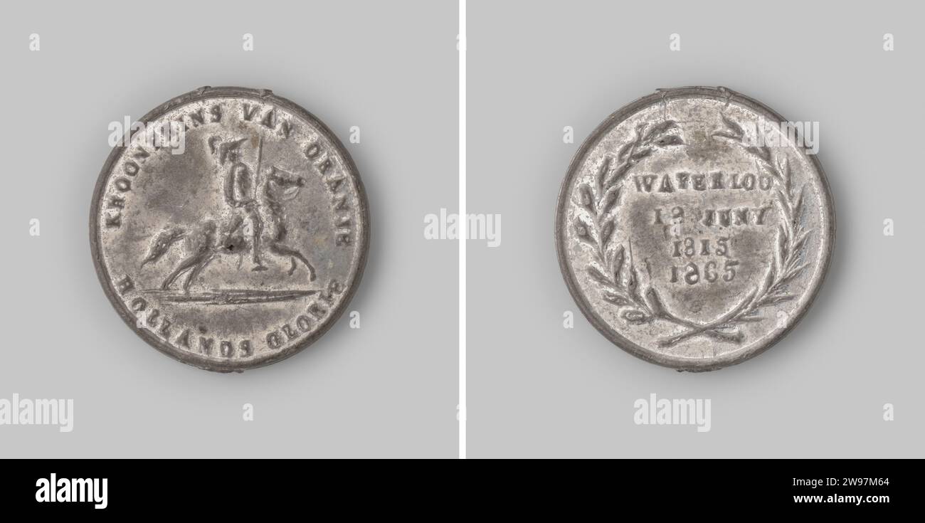 Cinquant'anni di commemorazione della Battaglia di Waterloo 1865 , 1865 medaglia di storia Pennin penny con carrozza rimossa, sul fronte un cavaliere a destra con un cambiamento, quattro righe di testo tra alloro incrociato e rami di palma. pezzo fuso in stagno (metallo) Foto Stock