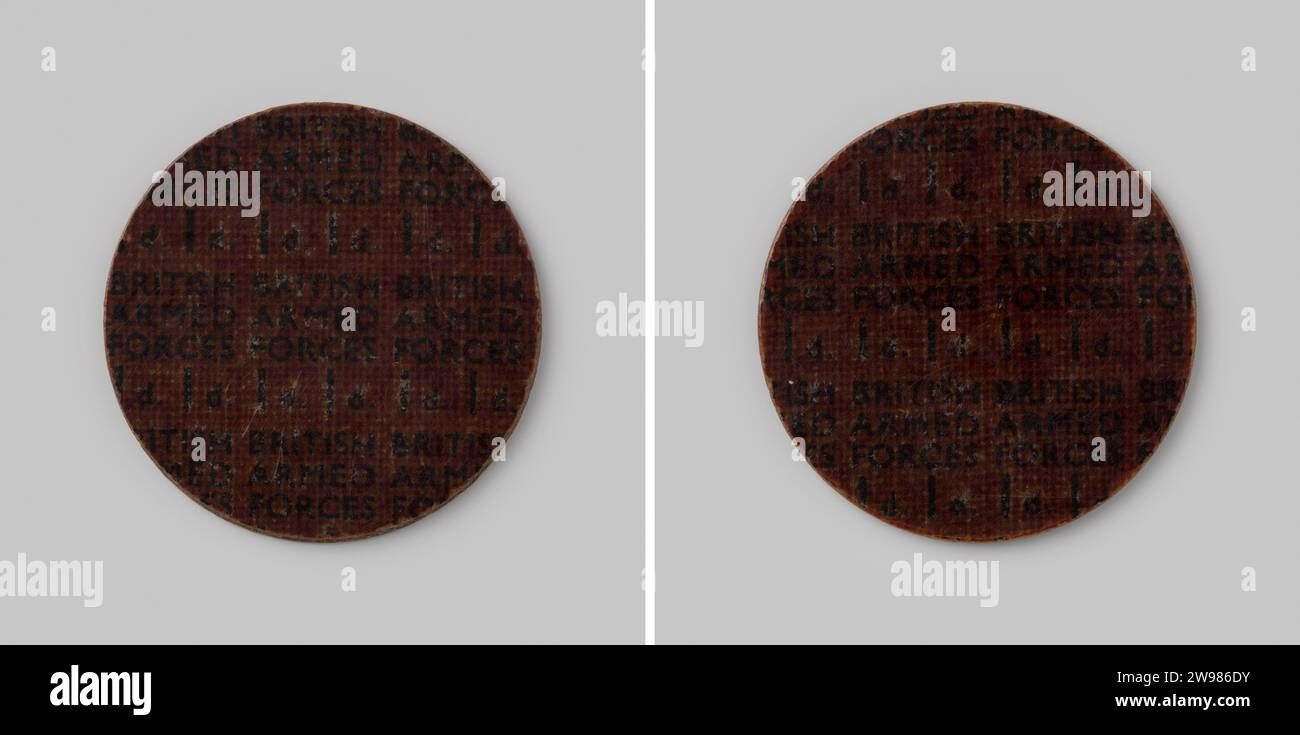 Pagamento di 1 d. [Penny] delle forze armate britanniche in Germania, 1945 - 1990 moneta Zecca di plastica per i soldati britannici in Germania. Fronte e svantaggio: Ripetuto alcune volte in tre linee forze armate britanniche, inclusa la designazione del valore 1 d. bordo liscio. porcellana Foto Stock