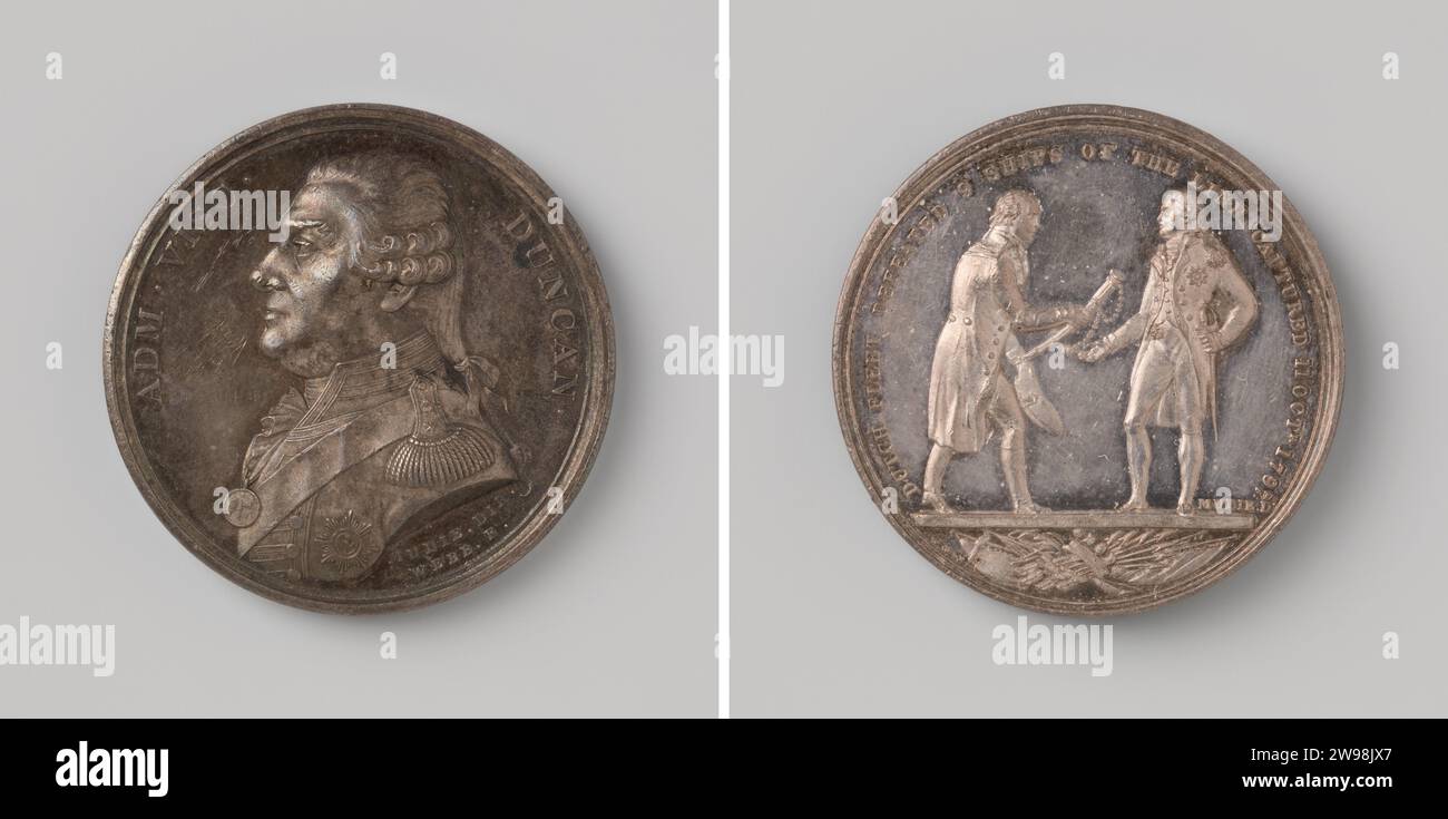 Battaglia di Kamperduin, in onore di Adam Duncan, ammiraglio della flotta britannica, James Mudie, medaglia d'argento nel 1820. Parte anteriore: Cambio uomo seno. Al contrario: Admiraal De Winter offre Admiraal Duncan Degen all'interno di Omnipia; Cut: Striscioni e picchi, legati insieme da Kroon e Lauwerkrans Birmingham Silver (metallo) colpisce (lavorazione dei metalli) Battaglia di Camperdown Kamperduin Foto Stock