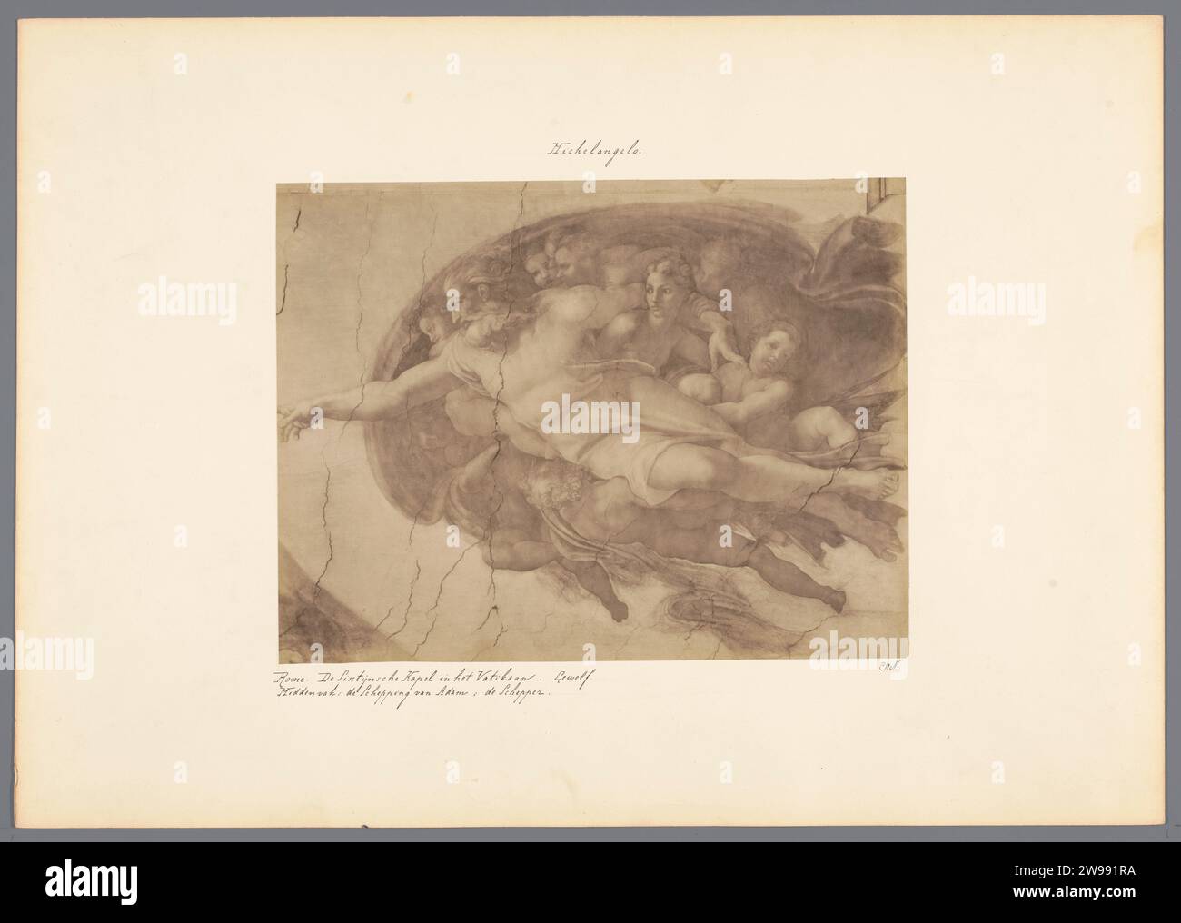 Produzione fotografica di un dettaglio dell'affresco di Michelangelo nella Cappella Sixtina di Roma, raffigurante il Creatore dalla creazione di Adamo, c. 1875 - c. 1900 Fotografia della Cappella Sixtina (Vaticano) cartoncino. supporto fotografico pittura a stampa di albumi (inclusi libri, miniature) (+ intonaco  arts). Dio parla alla Cappella di Adamo Sixtine (Vaticano) Foto Stock