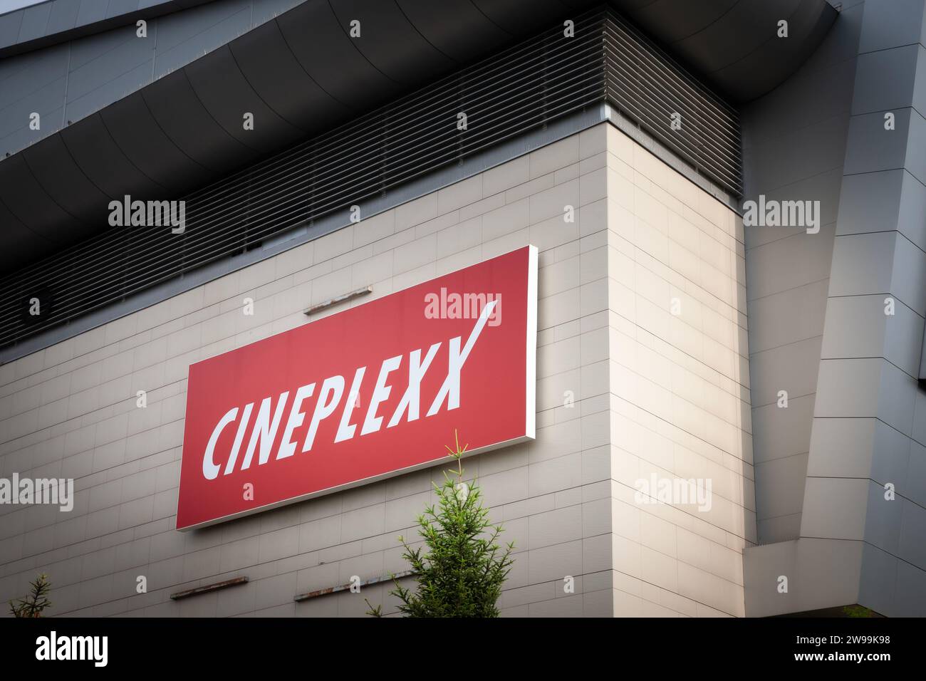 Immagine di un cartello con il logo di Cineplexx sul loro cinema locale per Belgrado, Serbia. Cineplexx è una società immobiliare austriaca specializzata in m Foto Stock