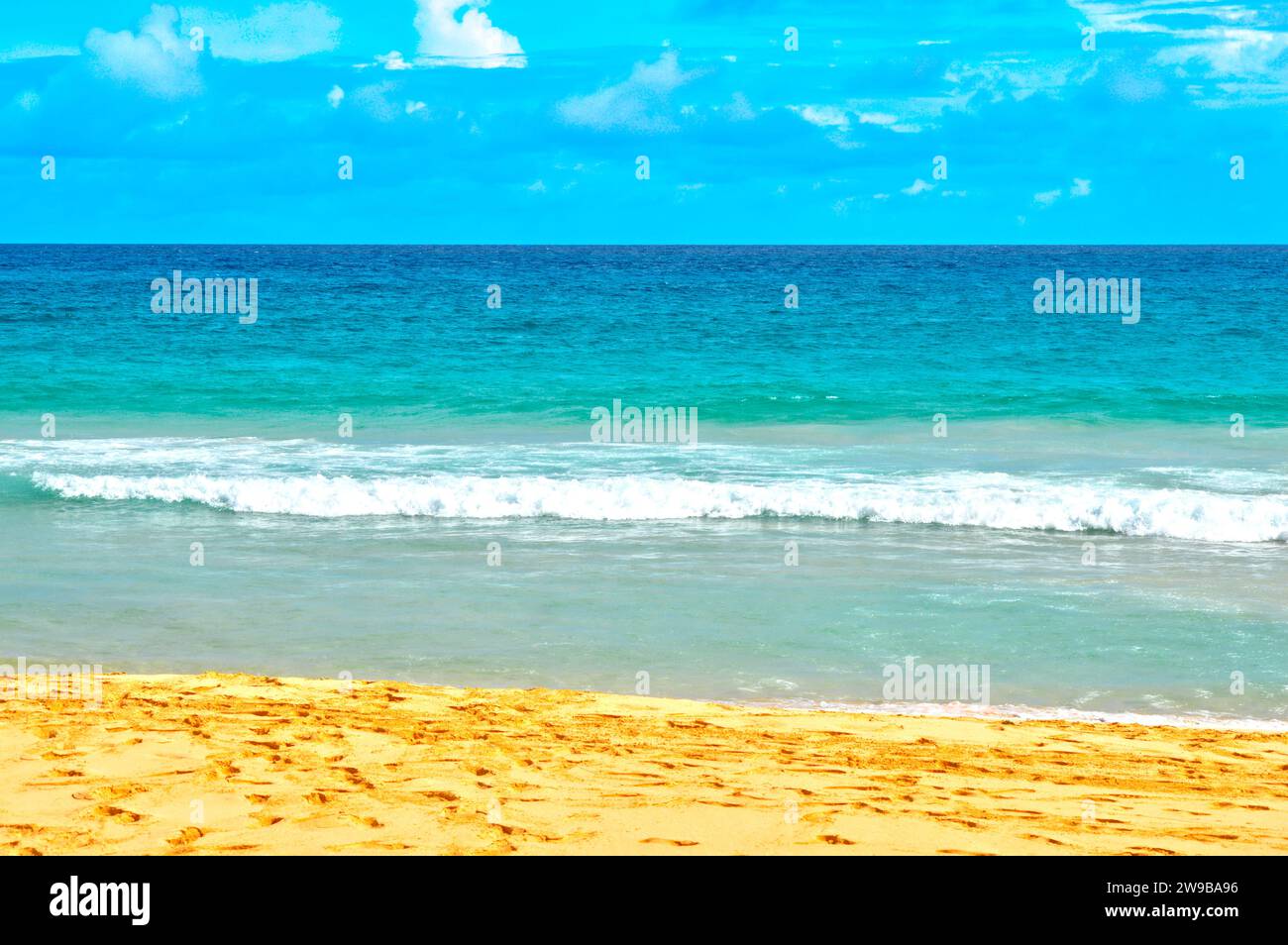 Le onde della spiaggia di Boa Vista, in Capo Verde Africa, si affacciano sull'oceano Atlantico Foto Stock