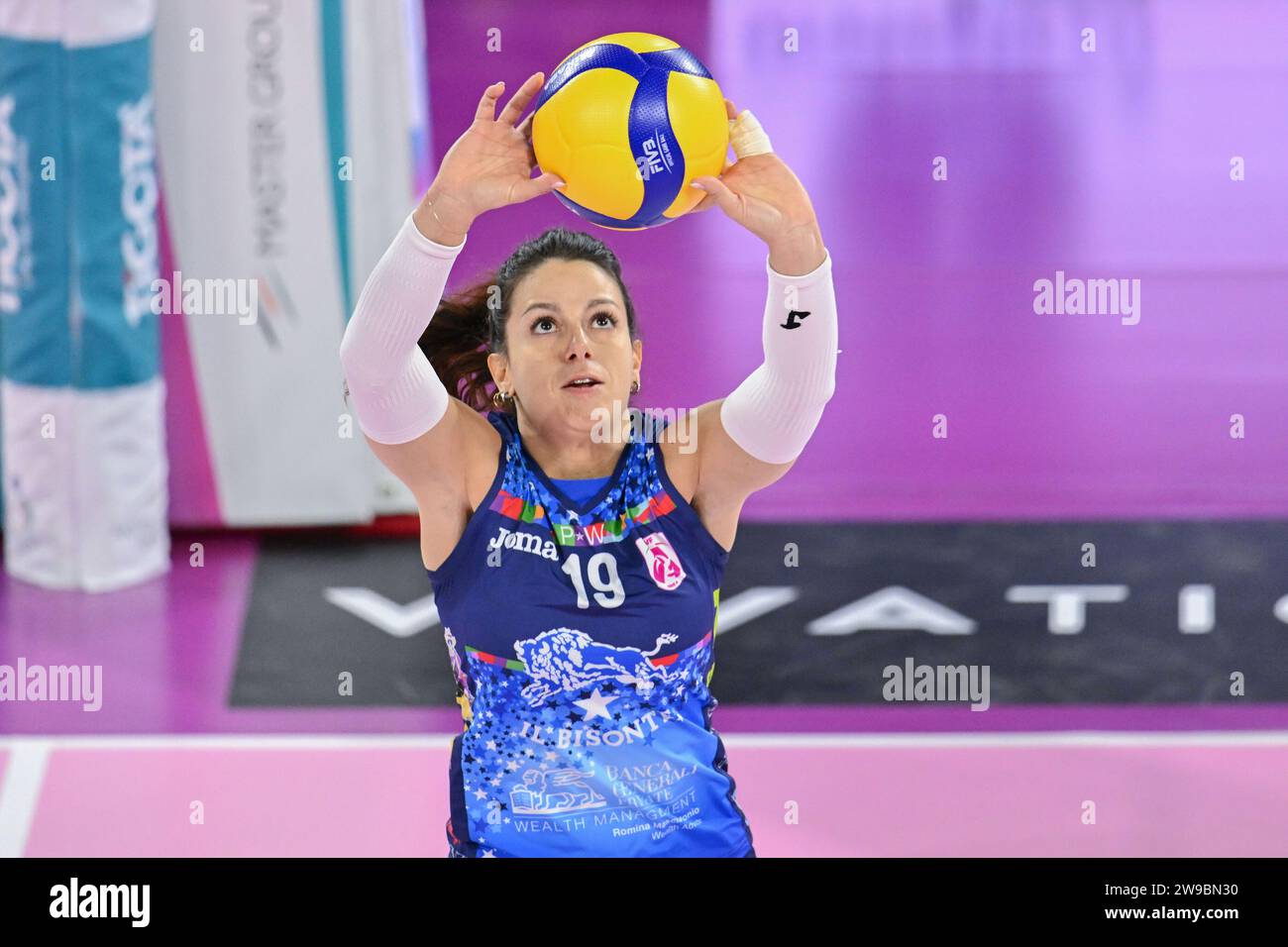 Firenze, Italia. 26 dicembre 2023. Beatrice Agrifoglio de il Bisonte Firenze durante il Bisonte Firenze vs Savino del bene Scandicci, pallavolo serie A1 partita femminile a Firenze, Italia, dicembre 26 2023 crediti: Agenzia fotografica indipendente/Alamy Live News Foto Stock