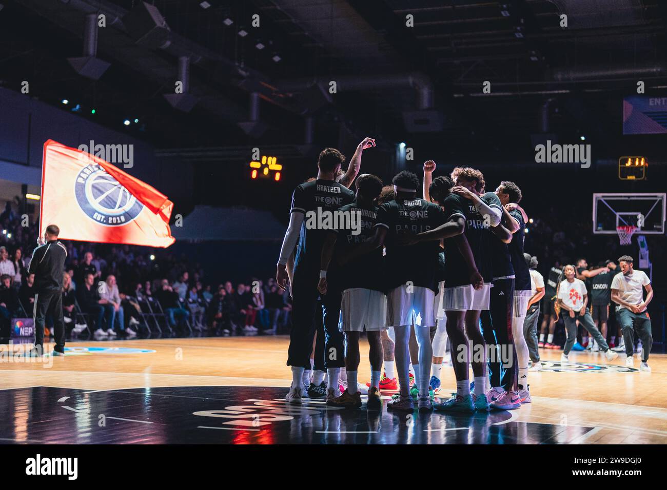 Parigi, Francia. 26 dicembre 2023. Illustrazione durante la partita di pallacanestro BKT Eurocup tra Paris Basketball e London Lions il 26 dicembre 2023 all'Halle Georges Carpentier di Parigi, Francia - foto Alexandre Martins/DPPI Credit: DPPI Media/Alamy Live News Foto Stock