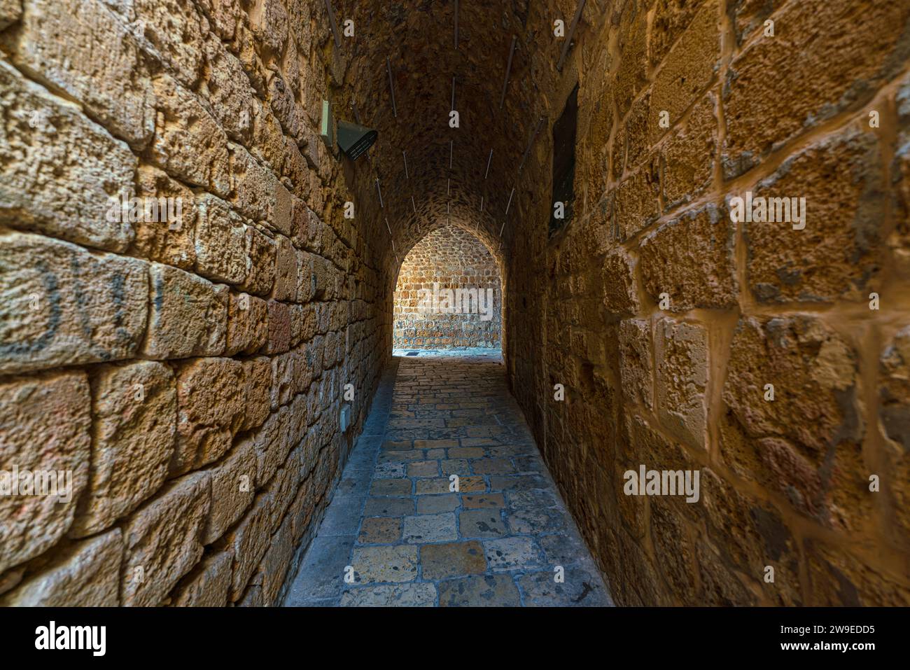Corridoio nella città vecchia di acri in Israele Foto Stock