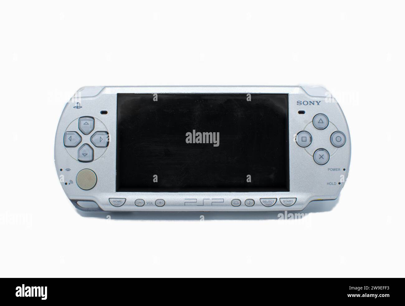 Ocala, Florida USA 11 dicembre 2023 Vista frontale della famosa console di videogiochi UMD universale per PSP Portable UMD, colore grigio iso Foto Stock