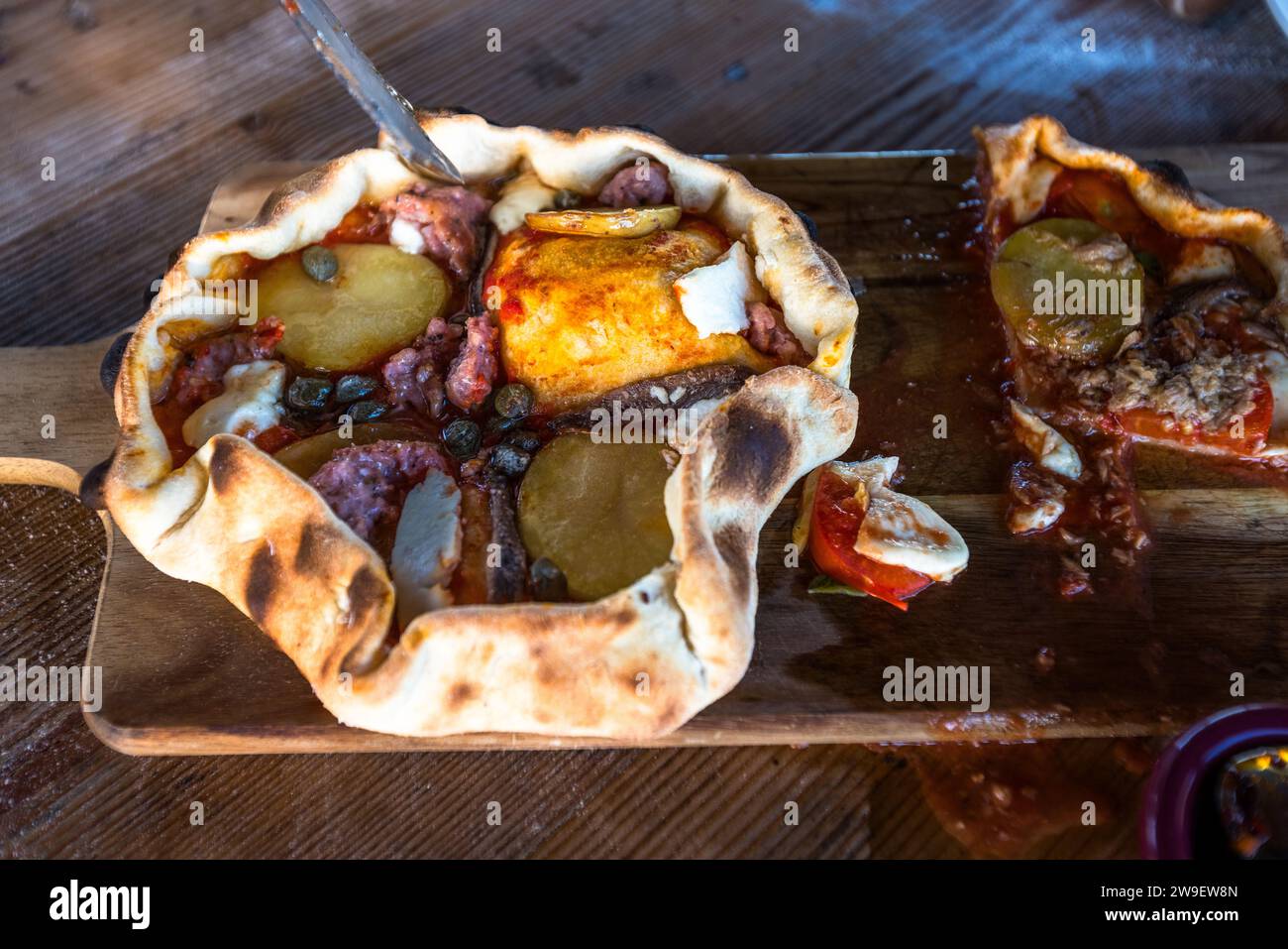 Nel forno dell'oliveto Girgenti di Siġġiewi, i visitatori possono preparare direttamente specialità maltesi, Malta Foto Stock