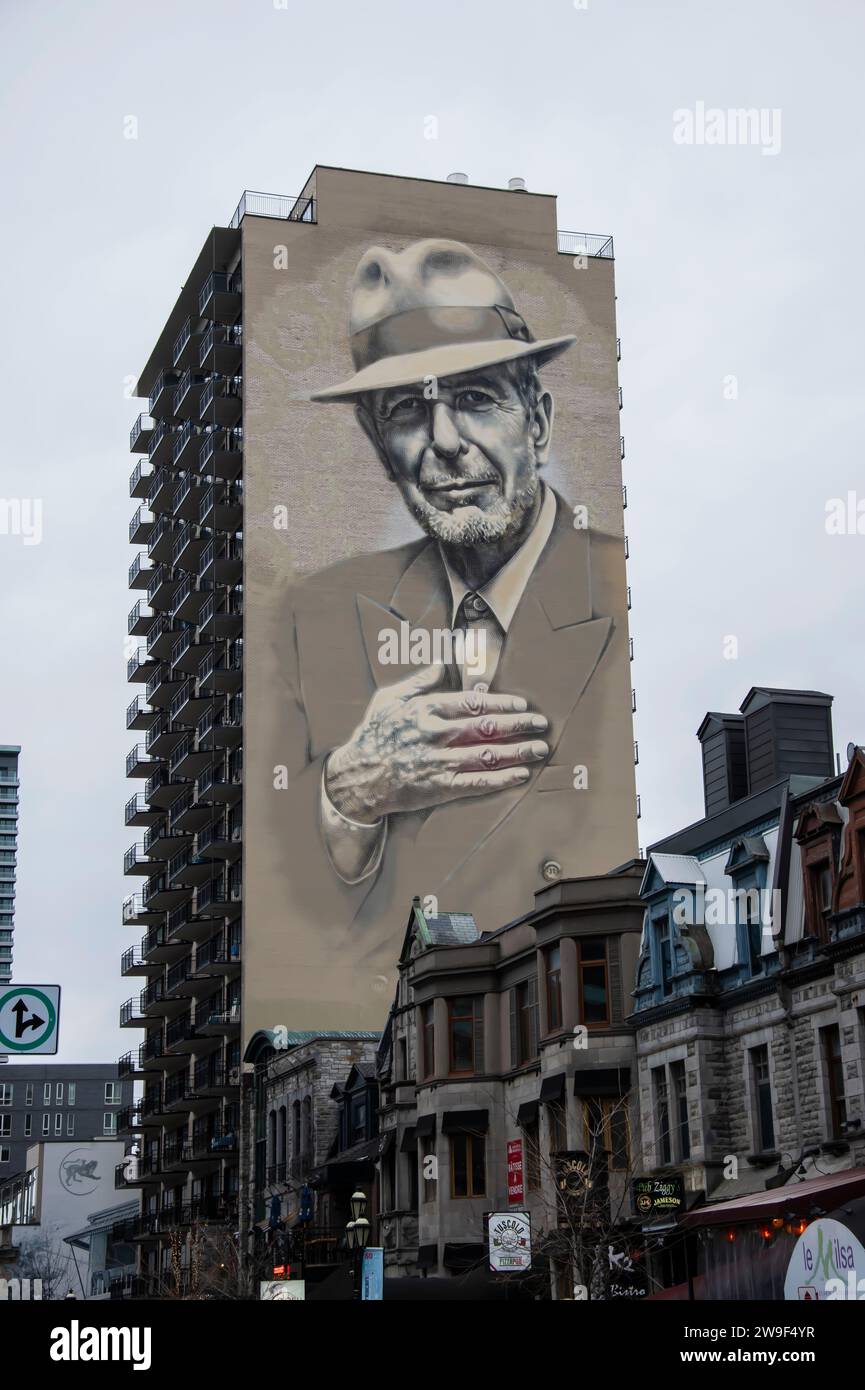 Ritratto di Leonard Cohen su Crescent Street nel centro di Montreal, Quebec, Canada Foto Stock