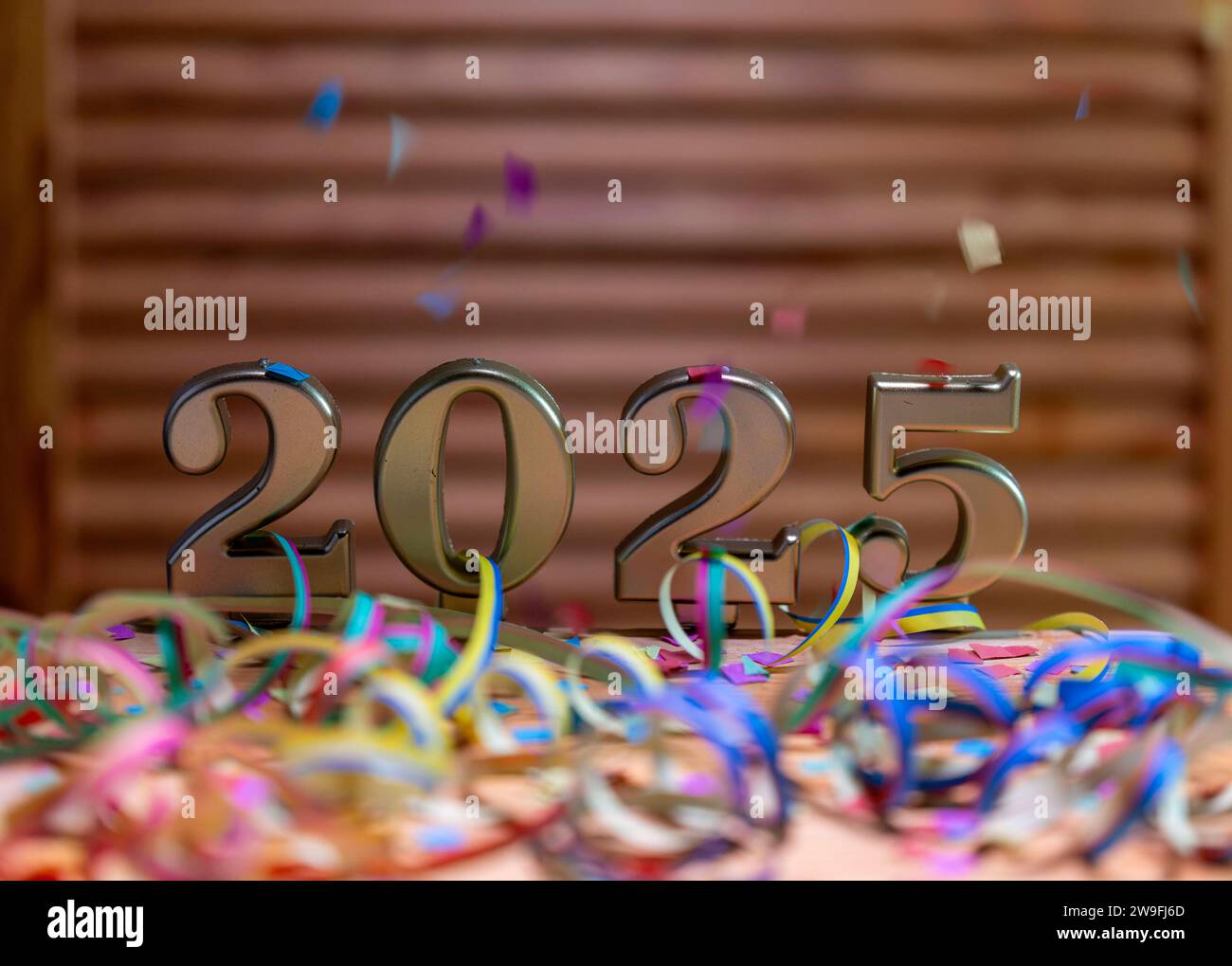 27.12.2023, Symbolbild Silvester 2024/2025, Die Welt feiert ins neue